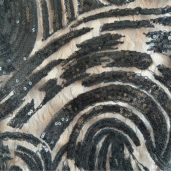 Calvin Klein Black Sequin Sleeveless Dress Nude Underlay Size 10 - Picture 4 of 5